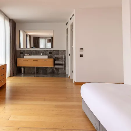 Ando Living Taksim House 4*