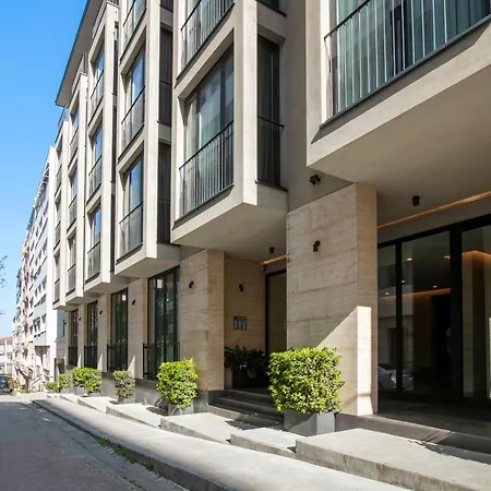 Ando Living - Taksim Gumussuyu Townhouse