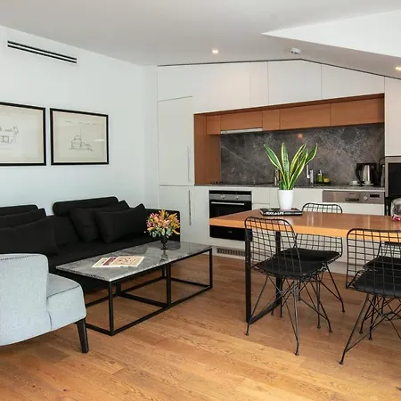 Ando Living - Taksim Gumussuyu Townhouse Istanbul