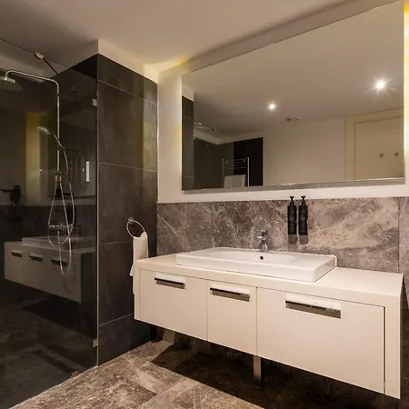 Aparthotel Ando Living Taksim House 4*