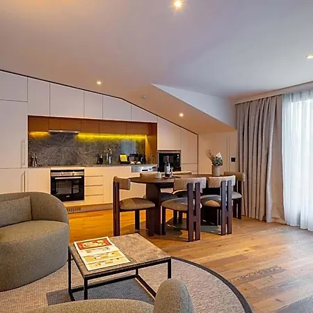 Aparthotel Ando Living Taksim House 4*