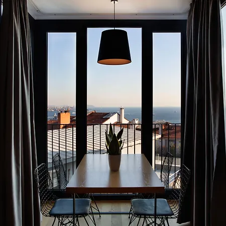 Ando Living Taksim House شقة فندقية 4*